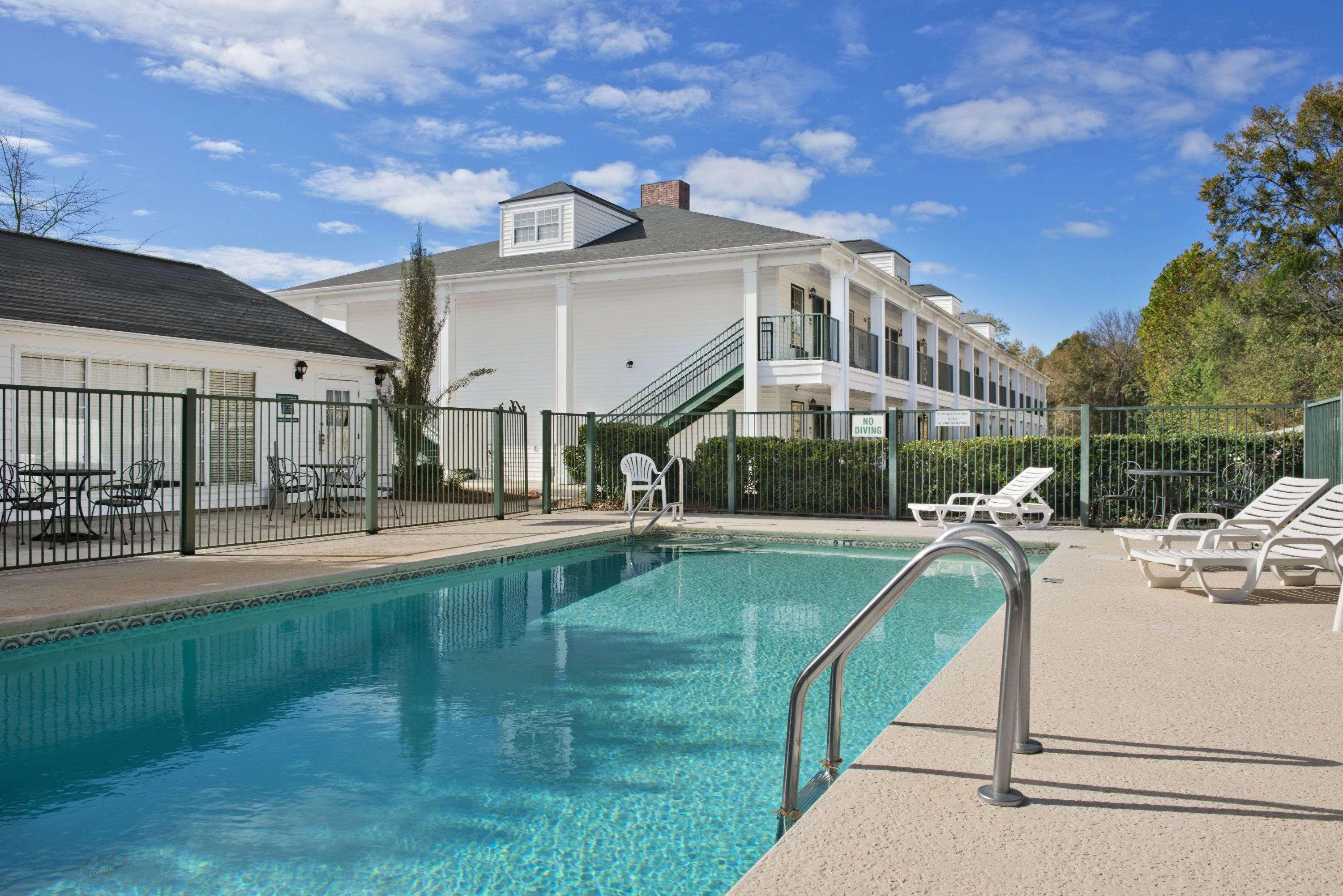Hotel Baymont By Wyndham Eufaula Exterior foto